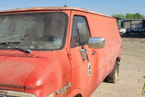 Photo of 1982 Gmc G3500