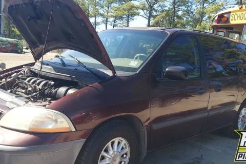 Photo of 1999 Ford Windstar