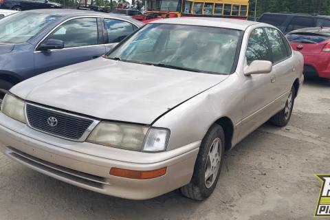 Photo of 1997 Toyota Avalon