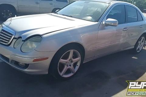 Photo of 2009 Mercedes-Benz E350