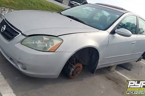 Photo of 2005 Nissan Altima