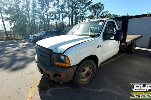 Photo of 2003 Ford F-350 Super Duty