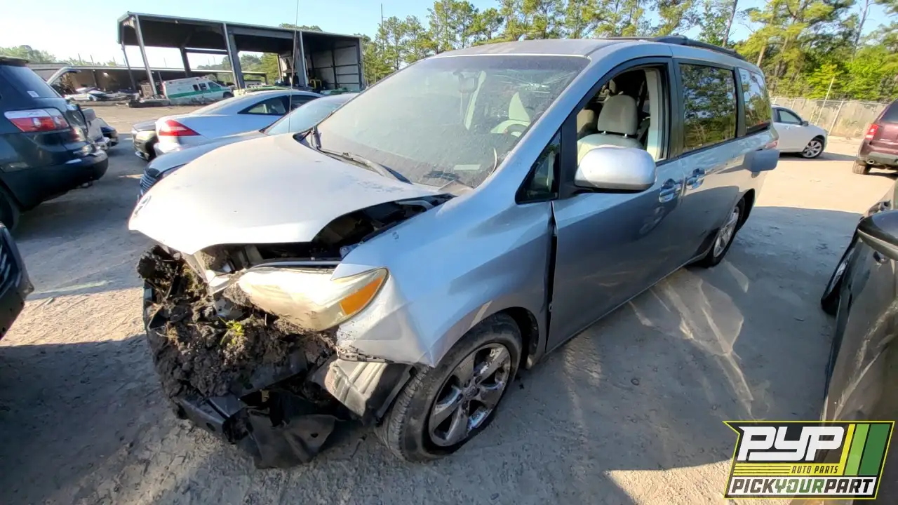 Photo of 2012 Toyota Sienna