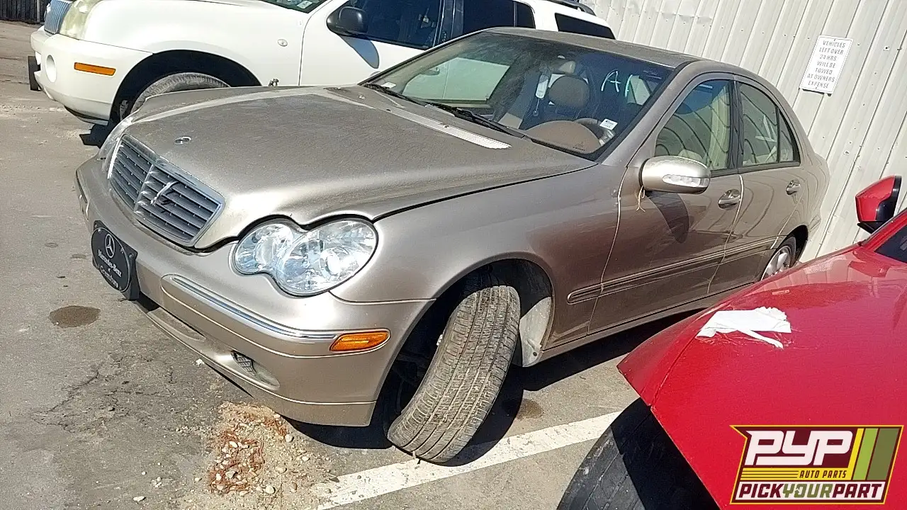 Photo of 2003 Mercedes-Benz C320