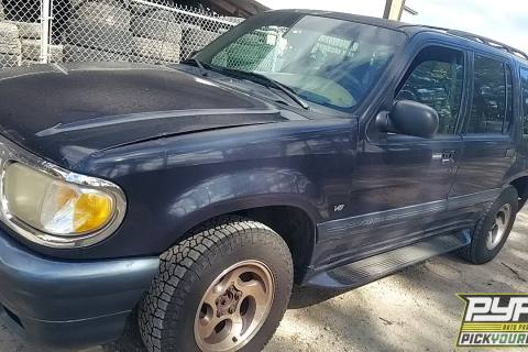 Photo of 2000 Mercury Mountaineer