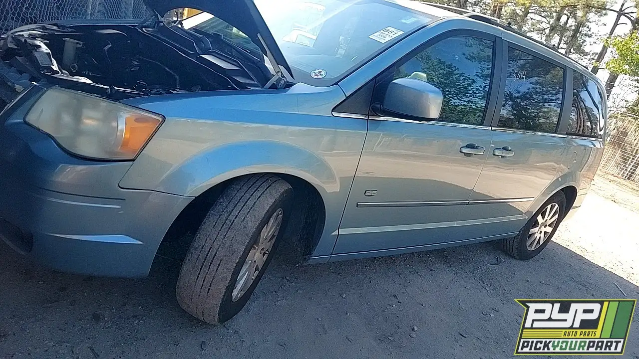 Photo of 2009 Chrysler Town & Country