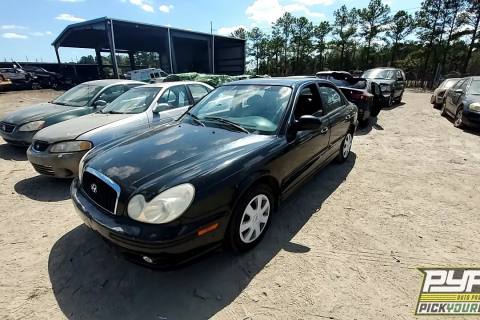 Photo of 2005 Hyundai Sonata