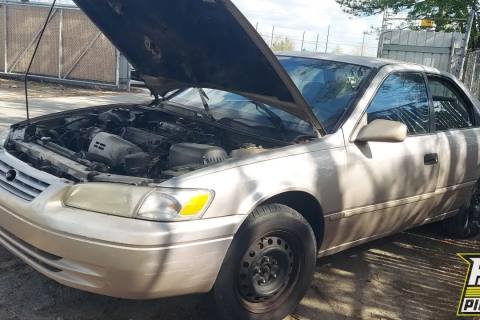 Photo of 1998 Toyota Camry