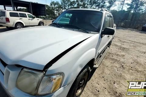 Photo of 2001 Ford Explorer Sport Trac