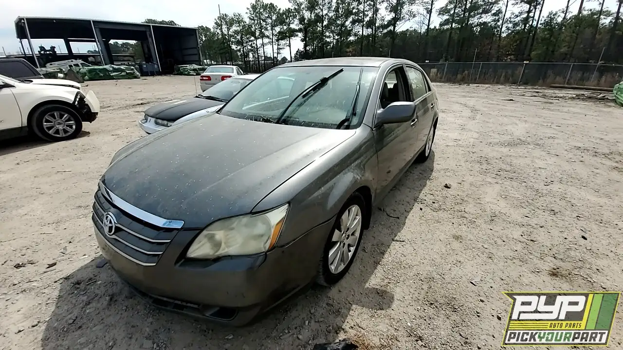 Photo of 2005 Toyota Avalon