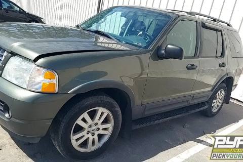 Photo of 2003 Ford Explorer