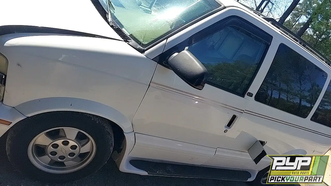 Photo of 2003 Chevrolet Astro