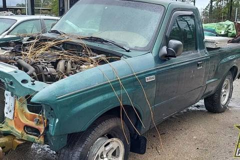 Photo of 1999 Mazda B2500