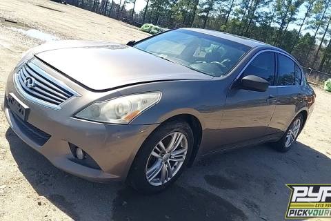 Photo of 2011 Infiniti G37