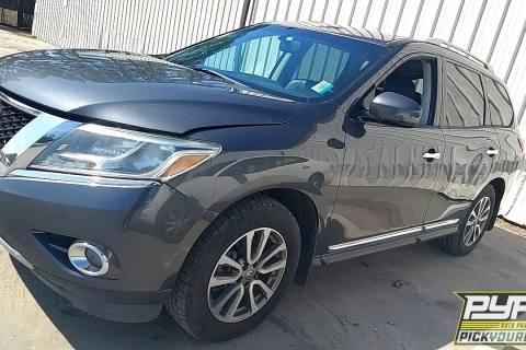 Photo of 2013 Nissan Pathfinder