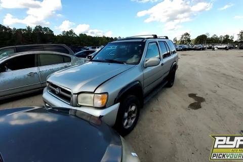Photo of 2001 Nissan Pathfinder