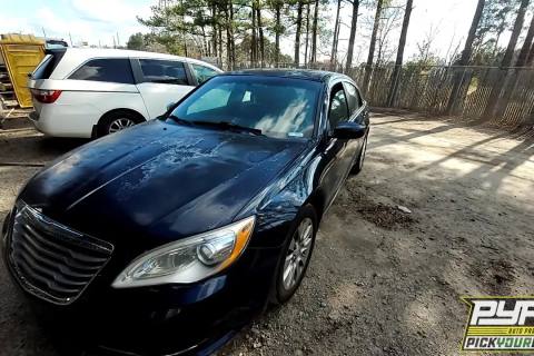 Photo of 2014 Chrysler 200