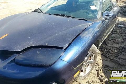 Photo of 2000 Pontiac Firebird