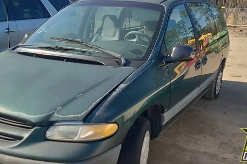 Photo of 1996 Dodge Grand Caravan