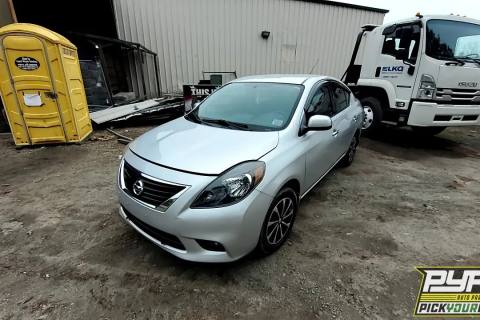 Photo of 2012 Nissan Versa