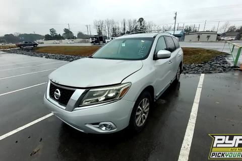 Photo of 2013 Nissan Pathfinder