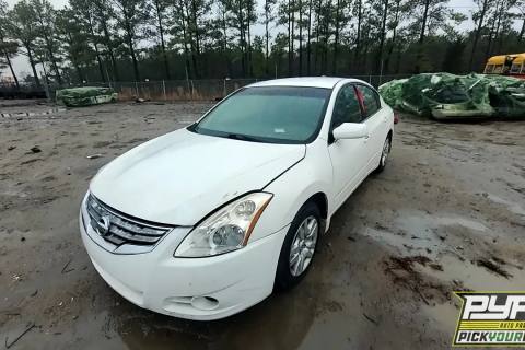 Photo of 2010 Nissan Altima