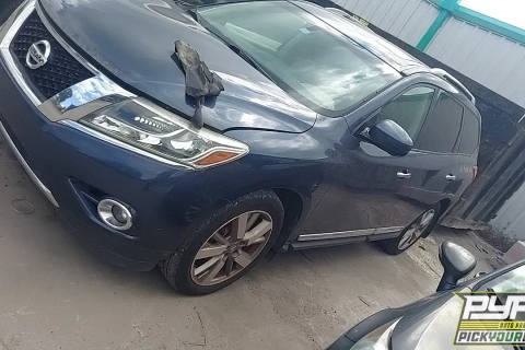 Photo of 2016 Nissan Pathfinder