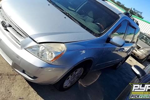 Photo of 2009 Kia Sedona