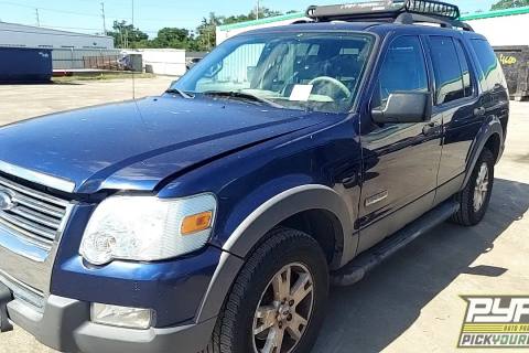 Photo of 2006 Ford Explorer