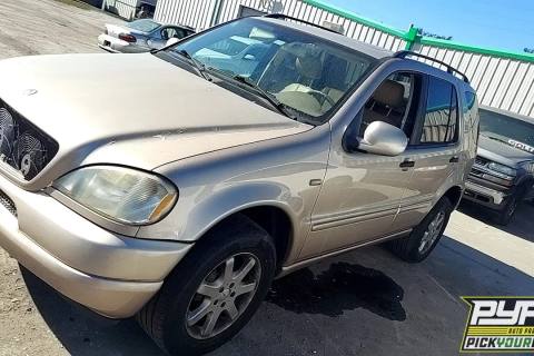 Photo of 2001 Mercedes-Benz Ml430