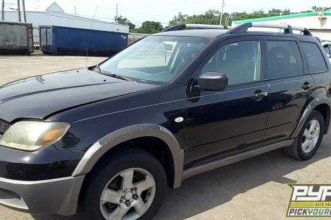 Photo of 2003 Mitsubishi Outlander