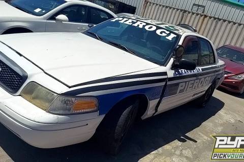 Photo of 2007 Ford Crown Victoria