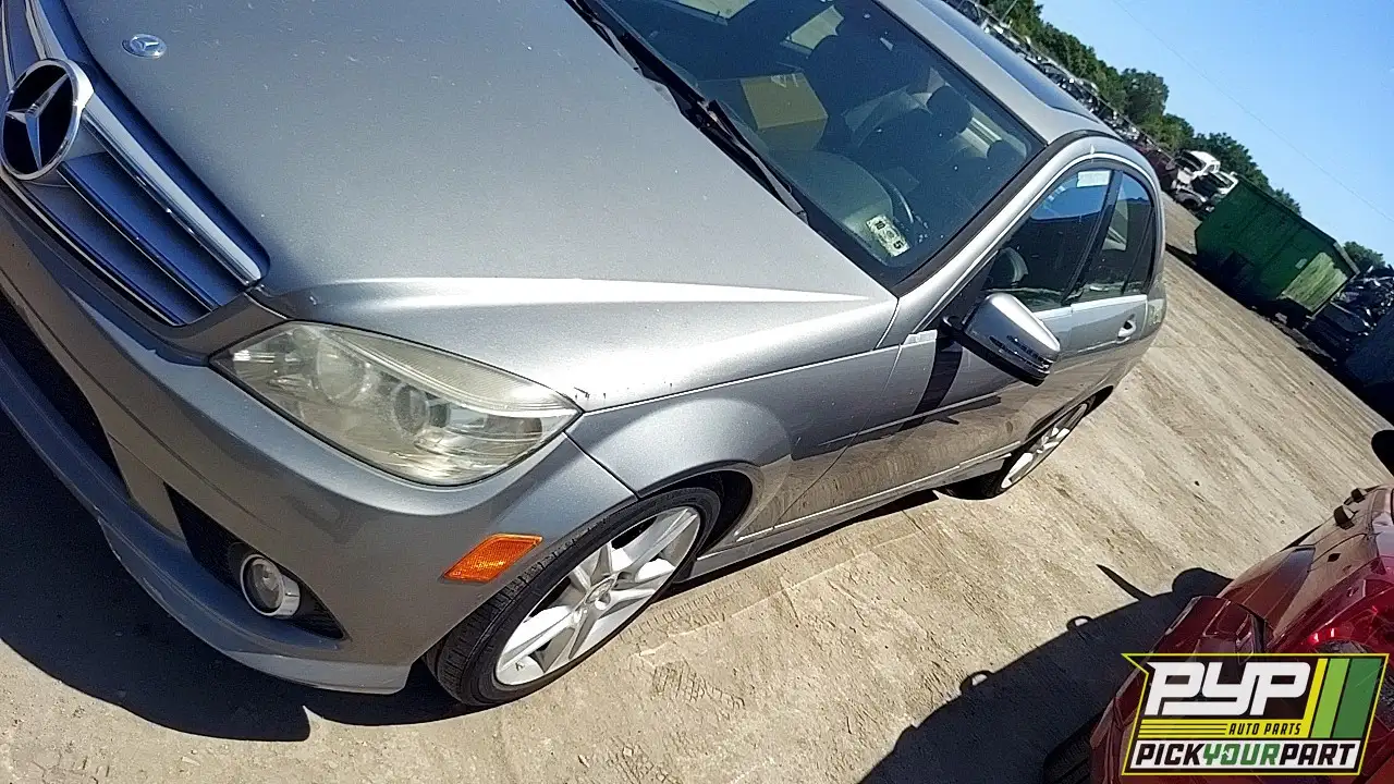 Photo of 2010 Mercedes-Benz C300