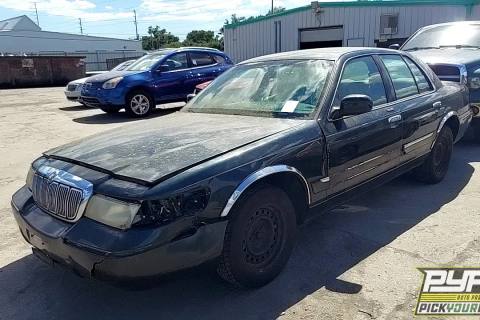 Photo of 2002 Mercury Grand Marquis
