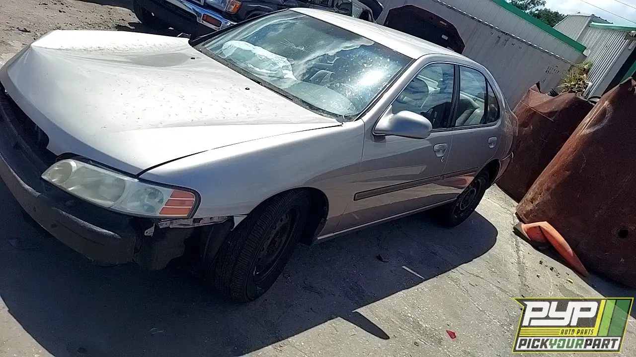 Photo of 2000 Nissan Altima
