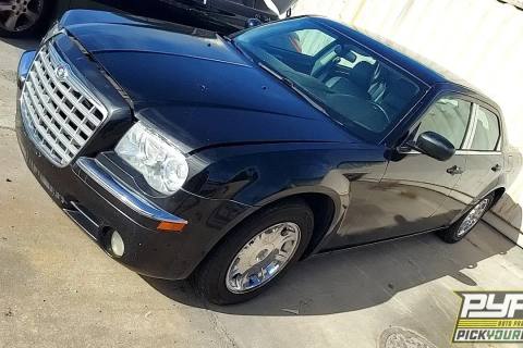 Photo of 2005 Chrysler 300