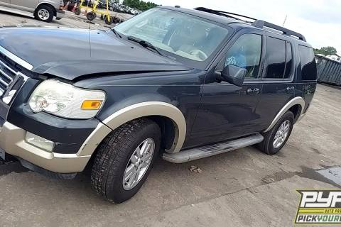 Photo of 2010 Ford Explorer