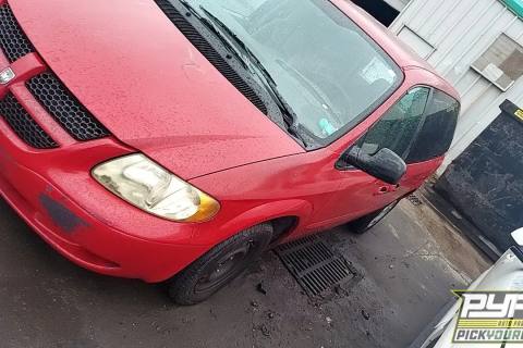 Photo of 2003 Dodge Caravan