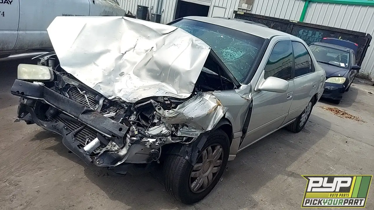 Photo of 2000 Toyota Camry