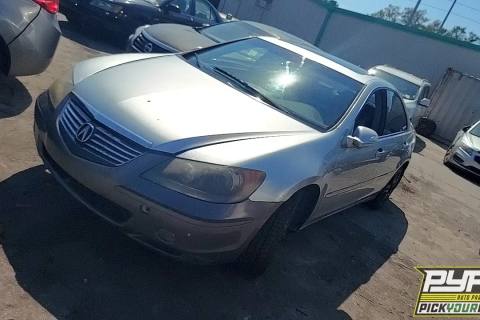 Photo of 2005 Acura Rl