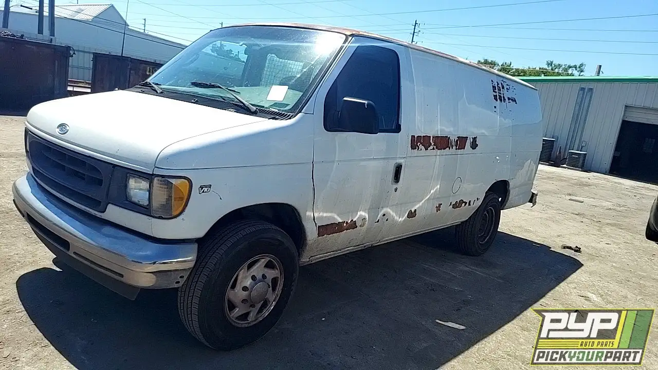 Photo of 2002 Ford E-350 Super Duty