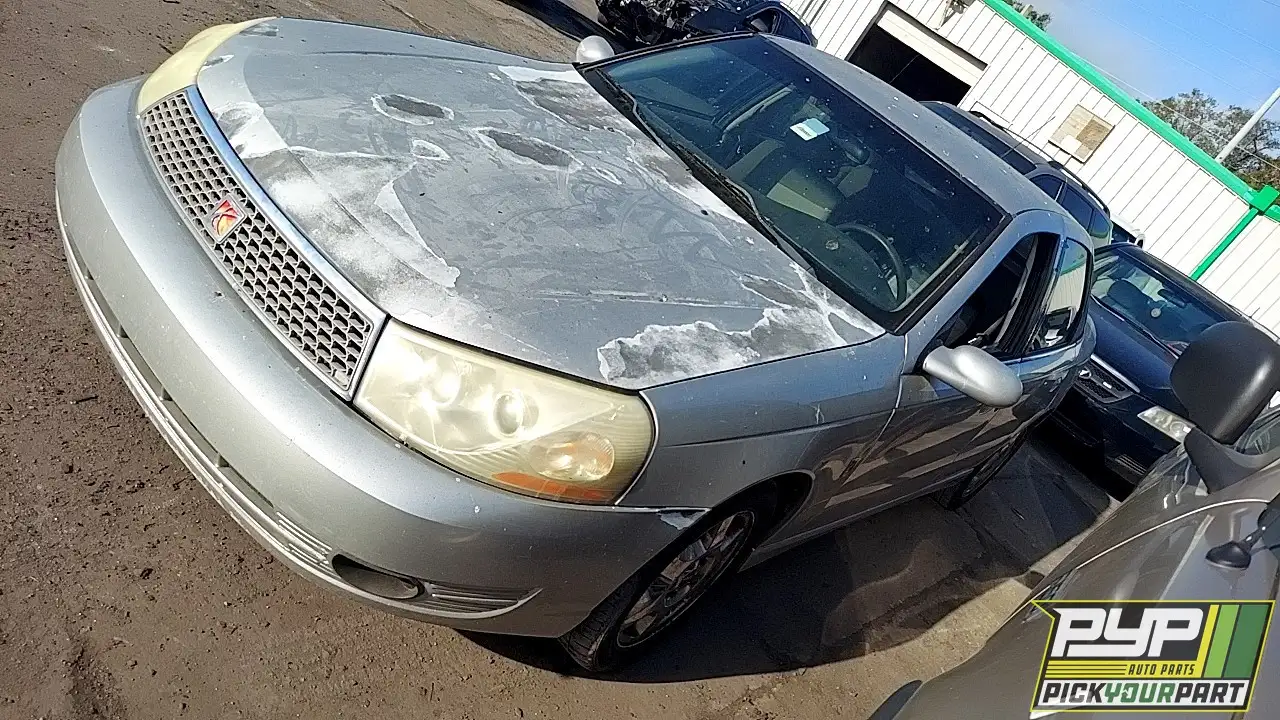 Photo of 2005 Saturn L300
