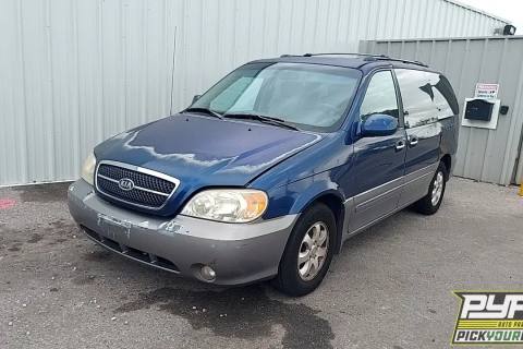 Photo of 2004 Kia Sedona