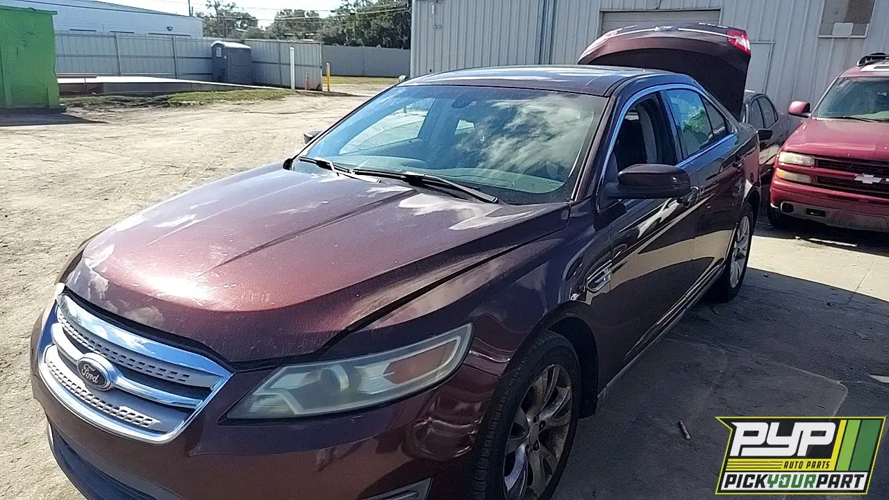 Photo of 2010 Ford Taurus