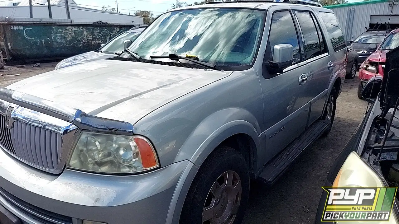 Photo of 2005 Lincoln Navigator