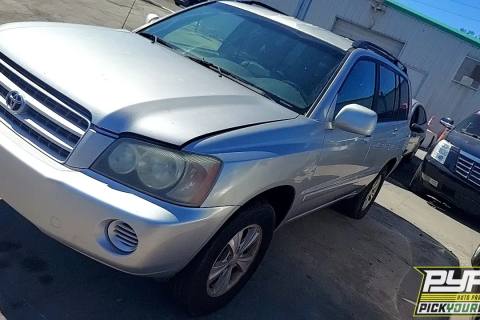 Photo of 2002 Toyota Highlander