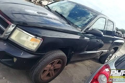 Photo of 2008 Dodge Dakota