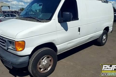 Photo of 2007 Ford E-350 Super Duty