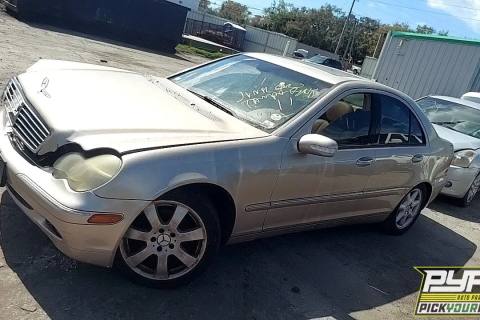 Photo of 2004 Mercedes-Benz C240