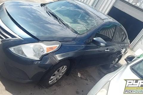 Photo of 2015 Nissan Versa
